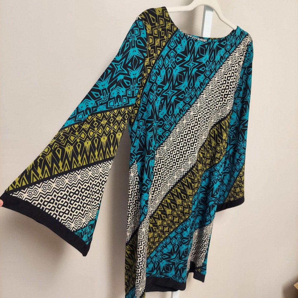 Emma & Michele Geometric Tribal Print Bell‎ Sleeve Tunic Top Dress M Boho Mod